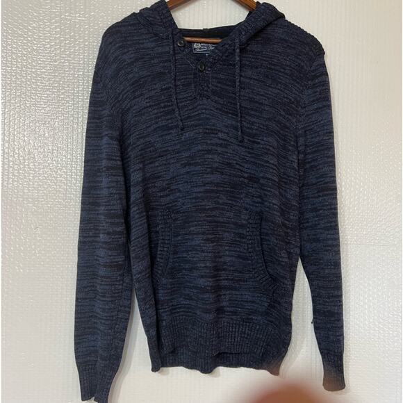 American Rag hooded sweater. Buttons at neckline.  2 pockets. Medium - Picture 1 of 9